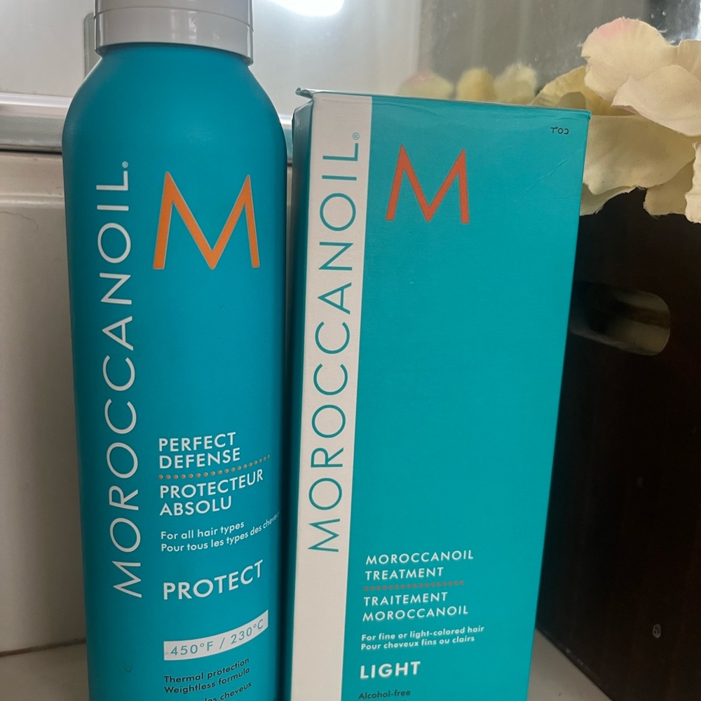 Moroccanoil Perfect Defense Protect Spray - Light Blue